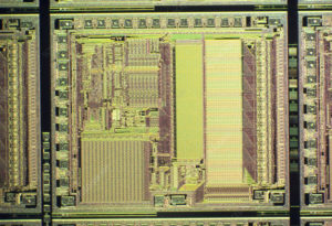 Read FPGA IC Chip Software Code from FPGA controller program memory and data memory, decapsulate FPGA processor's protection and cut off the security fuse bit through MCU cracking invasive method and extract code out from FPGA MCU memory