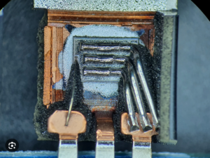 A TI MSP430F448 mikrovezérlő egy alacsony teljesítményű, nagy teljesítményű chip, amelyet általában ipari, orvosi és autóipari alkalmazásokban használnak. Beágyazott flash memória, EEPROM és rögzített firmware -védelemmel rendelkezik az illetéktelen hozzáférés megakadályozása érdekében. Vannak azonban olyan esetek, amikor a felhasználóknak vissza kell állítaniuk, másolni vagy klónozniuk kell a firmware -t - akár biztonsági másolatot, hibakeresést, rendszer migrációját vagy fordított tervezését. A [Az Ön cégneve] oldalán a Mikrovezérlő TI MSP430F448 firmware törésére szakosodunk, segítve az ügyfelek dekódolását, dekódolását és a védett adatok feloldását az elemzéshez és a módosításhoz.