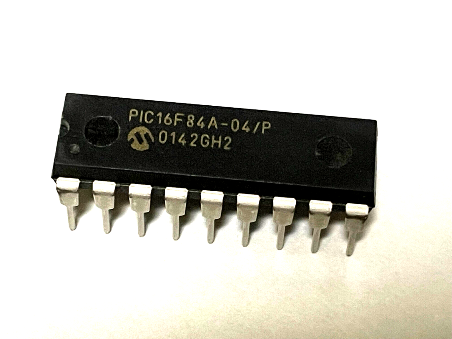 Copy IC PIC16F84A Binary
