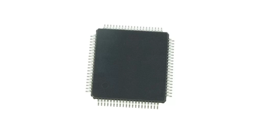 Güvenli bir Freescale MC9S12XDG128 MCU ile çalışmak, gömülü koruma şemalarının flash ve EEPROM bellekle nasıl etkileşim kurduğunu anlamayı gerektirir. Zorluklar arasında kilitli önyükleme sektörleri, şifrelenmiş bellenim blokları veya standart programlama araçlarıyla erişilemeyen Freescale MC9S12XDG128 mikroişlemcisinin parçalanmış arşiv verileri yer alabilir. Her proje, orijinal Freescale MC9S12XDG128 mikrodenetleyicisinden veri tutarlılığını korurken, kullanılabilir onaltılık veya ikili çıktıyı çözmek ve almak için dikkatli bir analiz gerektirir. Amacımız, belleği basitçe kopyalamak yerine, profesyonel bir mühendislik ortamında doğrulama, taşıma veya kontrollü çoğaltma için kullanılabilen yapılandırılmış bellenim arşivlerini geri yüklemektir.