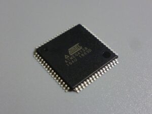 الكراك atmel ATMEGA128 نظام مقاومة عبث متحكم مقفل ونسخ معالج دقيق ATMEGA128 مضمن إلى وحدة MCU جديدة