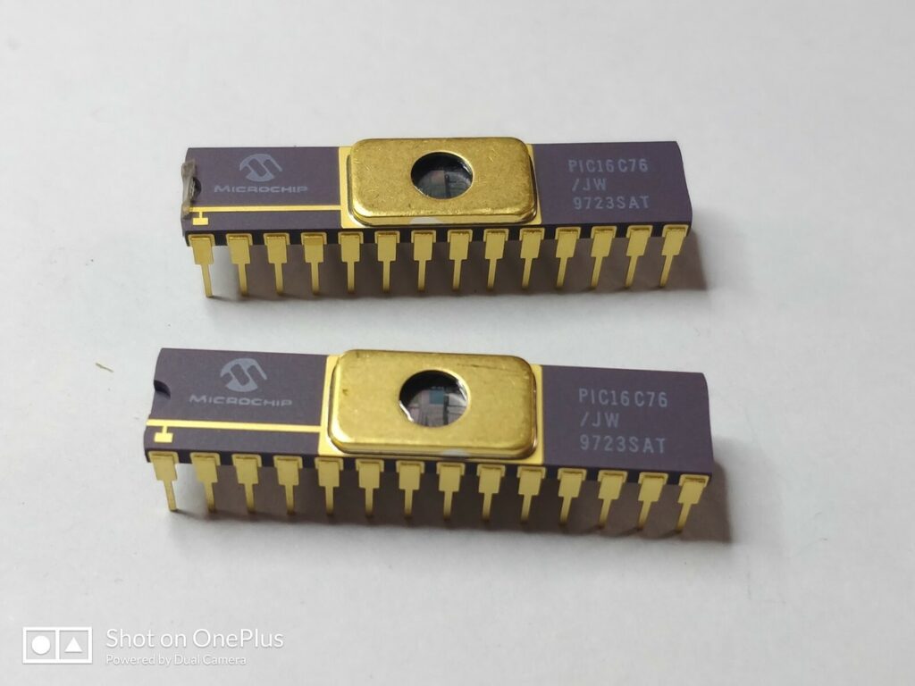 Każdy moduł Microchip PIC16C76 jest najpierw oceniany pod kątem wykonalności. Po zatwierdzeniu, stosowane są kontrolowane procesy odzyskiwania danych wewnętrznych z zachowaniem integralności pamięci. Odzyskane dane wyjściowe są weryfikowane w celu zapewnienia kompletności i użyteczności. Nasza usługa wspiera legalnych klientów, którzy muszą przełamać bariery dostępu, aby odzyskać swoją własność intelektualną z zabezpieczonego mikrokontrolera Microchip PIC16C76. Pomagamy klientom przełamać mechanizmy bezpieczeństwa i bezpiecznie zdekodować program wbudowany zapisany w zaszyfrowanym mikrokontrolerze Microchip PIC16C76. W zależności od stanu zablokowanego mikroprocesora Microchip PIC16C76 i konfiguracji zabezpieczeń, odzyskiwanie może obejmować kontrolowaną analizę, zaawansowaną inspekcję lub autoryzowaną dekapsułację. Końcowym rezultatem jest zweryfikowany plik zawierający odzyskane oprogramowanie układowe, dostarczony jako obraz binarny lub heksametazonowy, nadający się do archiwizacji, migracji systemu lub kontrolowanej duplikacji. Nie ujawniamy sposobu odzyskiwania ani nie udostępniamy instrukcji dotyczących hakowania urządzeń.