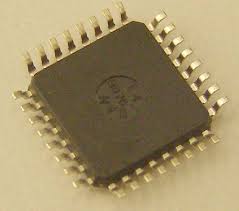 Break PIC18F2510 Microcontroller Flash Memory
