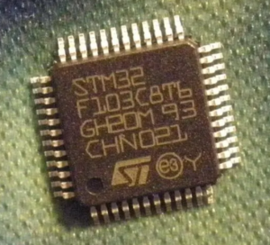 restaurar o microcontrolador STM32F103C8 código do programa flash e copiar o firmware extraído para o novo MCU, a fim de fazer STM32F103C8 clonagem de microprocessador de código binário;