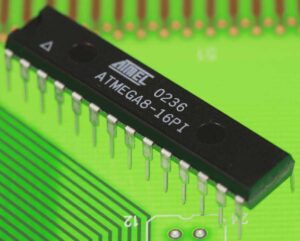 Microchip ATmega8 MCU flash conteúdo puxando ajudará o engenheiro a copiar avr mcu atmega8 microcontrolador heximal de sua memória flash e, em seguida, extrair atmega8 chip binário